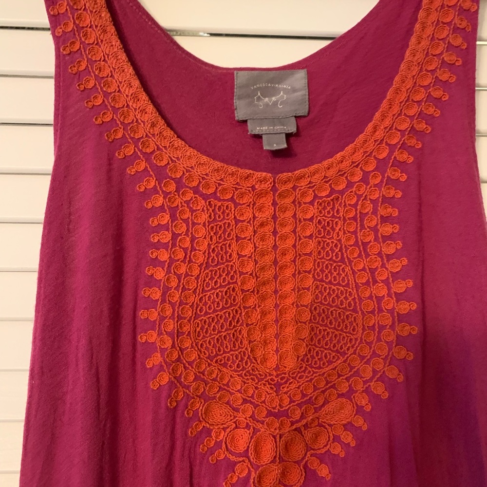 🔴3 for $10 Magenta embroidered tank